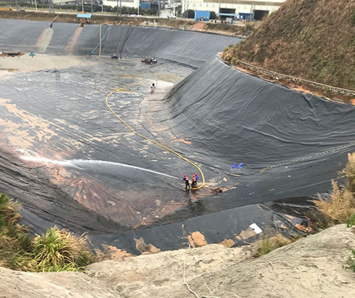 古冶废水池清理